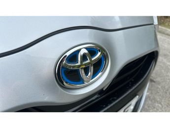 Toyota Yaris 1.5 Hybrid Design 5dr CVT Hybrid Hatchback