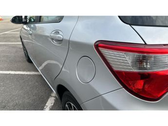 Toyota Yaris 1.5 Hybrid Icon Tech 5dr CVT Hybrid Hatchback