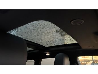 Land Rover Range Rover Evoque 2.0 D200 R-Dynamic HSE 5dr Auto Diesel Hatchback