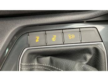 Volkswagen Tiguan 2.0 TDI R-Line 5dr DSG Diesel Estate