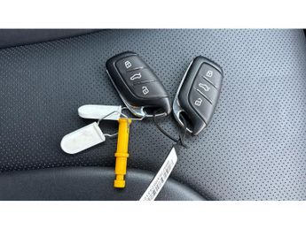 MG HS 1.5 T-GDI Trophy 5dr DCT Petrol Hatchback