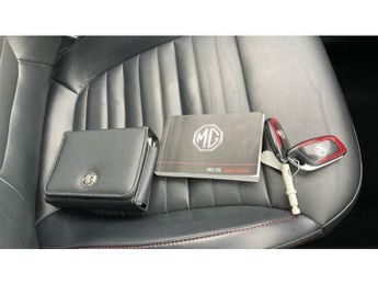 MG HS 1.5 T-GDI Exclusive 5dr DCT Petrol Hatchback