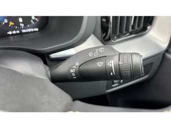 Volvo XC60 2.0 B4D R DESIGN 5dr Geartronic Diesel Estate