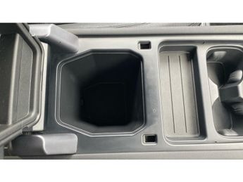 Land Rover Defender 3.0 D250 X-Dynamic SE 90 3dr Auto Diesel Estate