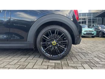 MINI Hatchback 135kW Cooper S Level 2 33kWh 3dr Auto Electric Hatchback