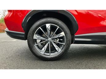 MG HS 1.5 T-GDI Trophy 5dr DCT Petrol Hatchback