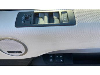 Land Rover Discovery 3.0 D300 R-Dynamic SE 5dr Auto Diesel Station Wagon