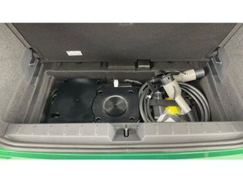 MINI Cooper 135kW E Exclusive [Level 2] 41kWh 3dr Auto Electric Hatchback