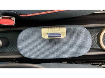 MINI Aceman 135kW E Classic 43kWh 5dr Auto Electric Hatchback