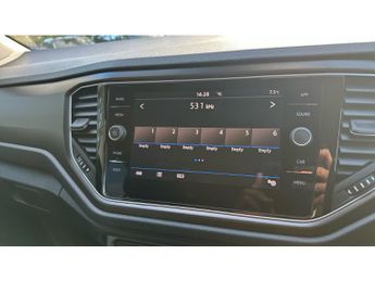 Volkswagen T-Roc 1.5 TSI EVO Design 5dr DSG Petrol Hatchback