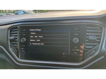 Volkswagen T-Roc 1.5 TSI EVO Design 5dr DSG Petrol Hatchback