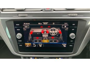 Volkswagen Tiguan 2.0 TDI 4Motion R-Line 5dr DSG Diesel Estate
