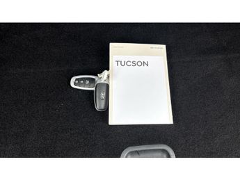 Hyundai TUCSON 1.6 TGDi 48V MHD 180 Ultimate 5dr 4WD DCT Petrol Estate