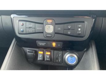 Nissan LEAF 110kW N-Connecta 39kWh 5dr Auto Electric Hatchback