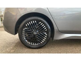 Nissan LEAF 110kW N-Connecta 39kWh 5dr Auto Electric Hatchback