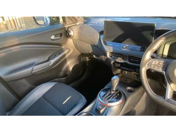 Nissan Juke 1.0 DiG-T N-Connecta 5dr DCT Petrol Hatchback