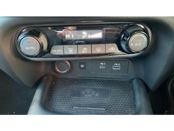 Nissan Juke 1.0 DiG-T N-Connecta 5dr DCT Petrol Hatchback