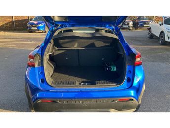 Nissan Juke 1.0 DiG-T N-Connecta 5dr DCT Petrol Hatchback