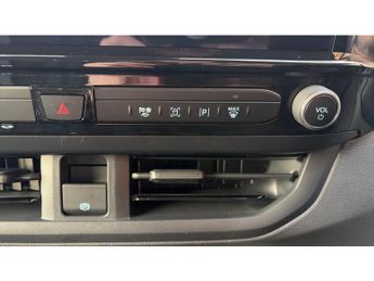 Ford Transit Custom E-320 L2 Rwd 160kW 65kWh H1 Van Sport Auto