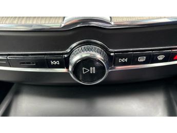 Volvo XC60 2.0 T8 [455] RC PHEV Ultimate Dark 5dr AWD Gtron Estate