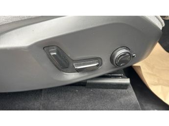 Volvo XC60 2.0 T8 [455] RC PHEV Ultimate Dark 5dr AWD Gtron Estate