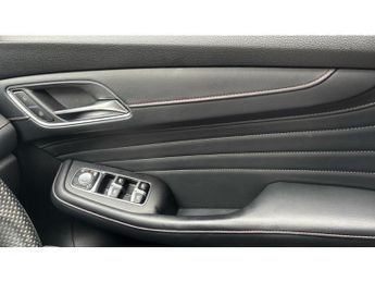 MG HS 1.5 T-GDI PHEV Trophy 5dr Auto Hatchback