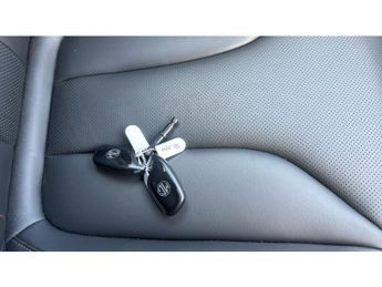 MG HS 1.5 T-GDI Trophy 5dr DCT Petrol Hatchback