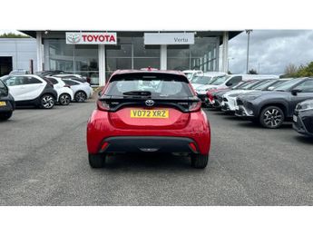 Toyota Yaris 1.5 Hybrid Icon 5dr CVT Hybrid Hatchback