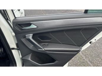 Volkswagen Tiguan 2.0 TDi 190 4Motion R-Line 5dr DSG Diesel Estate