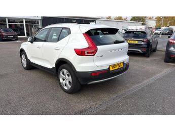Volvo XC40 2.0 B4P Momentum 5dr Auto [7 speed] Petrol Estate