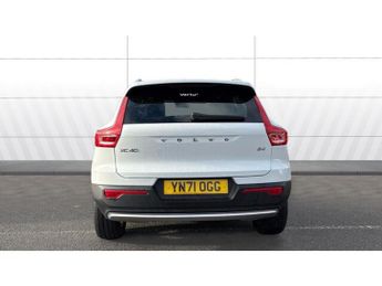 Volvo XC40 2.0 B4P Momentum 5dr Auto [7 speed] Petrol Estate
