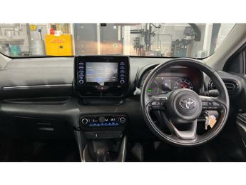 Toyota Yaris 1.5 Hybrid Icon 5dr CVT Hybrid Hatchback