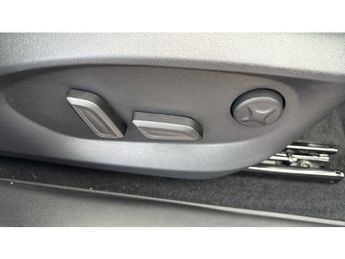 MG HS 1.5 T-GDI Trophy 5dr DCT Petrol Hatchback