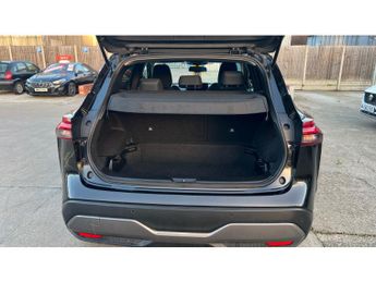 Nissan Qashqai 1.3 DiG-T MH 158 N-Connecta 5dr Xtronic Petrol Hatchback