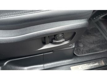 Land Rover Defender 3.0 D250 X-Dynamic SE 110 5dr Auto Diesel Estate