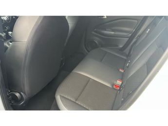 Nissan Juke 1.0 DiG-T 114 N-Connecta 5dr DCT Petrol Hatchback