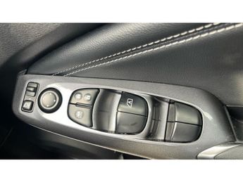 Nissan Juke 1.0 DiG-T 114 N-Connecta 5dr DCT Petrol Hatchback