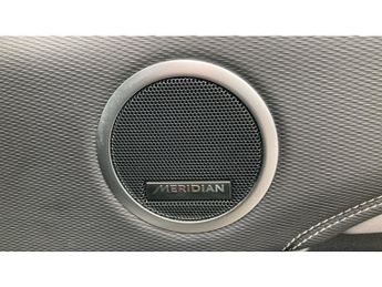 Land Rover Discovery 3.0 D300 Dynamic HSE 5dr Auto Diesel Station Wagon