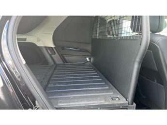 Land Rover Discovery Diesel 3.0 D300 SE Commercial Auto