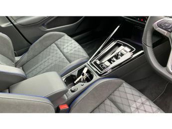 Volkswagen Golf 1.5 eTSI 150 R-Line 5dr DSG Petrol Hatchback