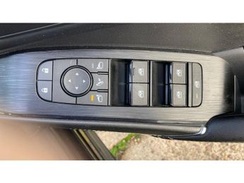 Nissan Qashqai 1.3 DiG-T MH 158 N-Connecta 5dr Xtronic Petrol Hatchback