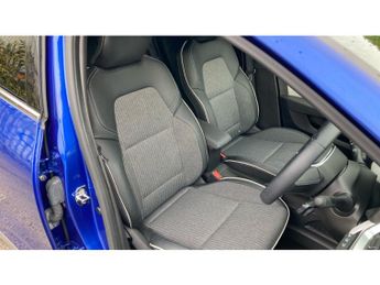 Renault Clio 1.6 E-TECH full hybrid 145 Techno 5dr Auto Hybrid Hatchback