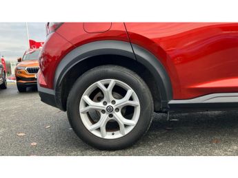 Nissan Juke 1.0 DiG-T 114 N-Connecta 5dr DCT Petrol Hatchback