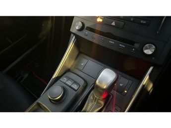 Lexus IS 300h Sport 4dr CVT Auto Hybrid Saloon