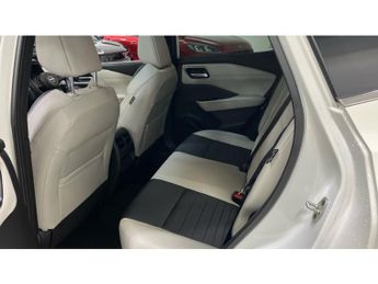 Nissan Qashqai 1.3 DiG-T MH 158 Tekna 5dr Xtronic Petrol Hatchback