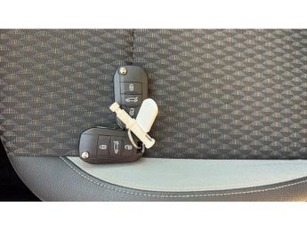 Vauxhall Crossland X 1.2T [130] Elite Nav 5dr [Start Stop] Auto Petrol Hatchback