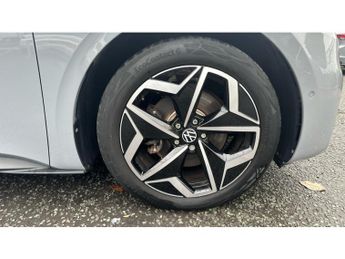Volkswagen ID.3 150kW Tour Pro S 77kWh 5dr Auto Electric Hatchback