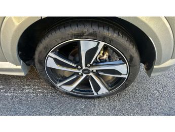 Ford Puma 1.0 EcoBoost Hybr mHEV 155 ST-Line Vignale 5dr DCT Petrol Hatchb