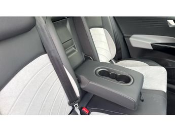 Volkswagen ID.3 150kW Family Pro Performance 58kWh 5dr Auto Electric Hatchback