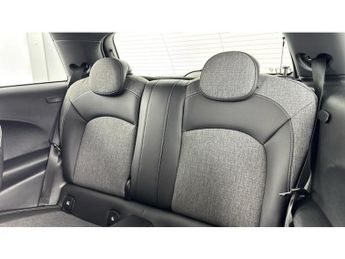 MINI Hatchback 135kW Cooper S Level 2 33kWh 3dr Auto Electric Hatchback